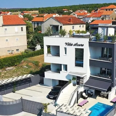 아파트 Studio Apartment