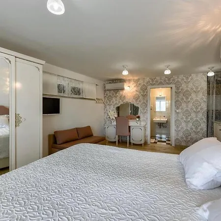 Apartment Studio Apartment Sveti Filip i Jakov